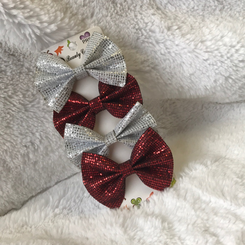 Girl’s Holiday Hair Bows - Picture 2 of 7